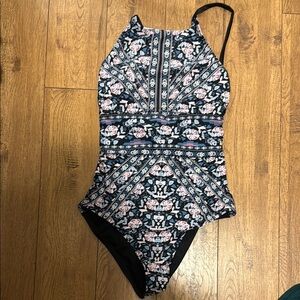 Mossimo Supply Co Black and Pink Geometric One Piece Swimsuit